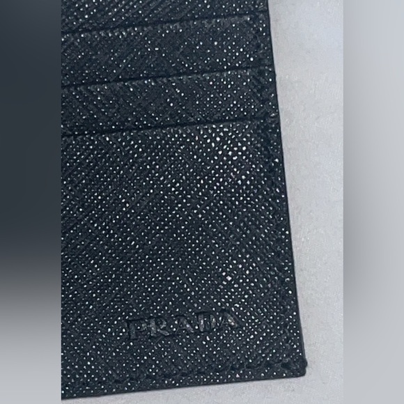 Authentic Prada Saffiano Mens Black Leather Cardholder - NEW - NEVER USED - Picture 9 of 10